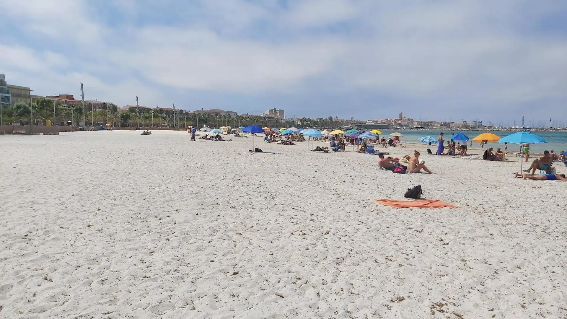 בית הארחה אלגהרו Beach Rooms 1 Self Check-In